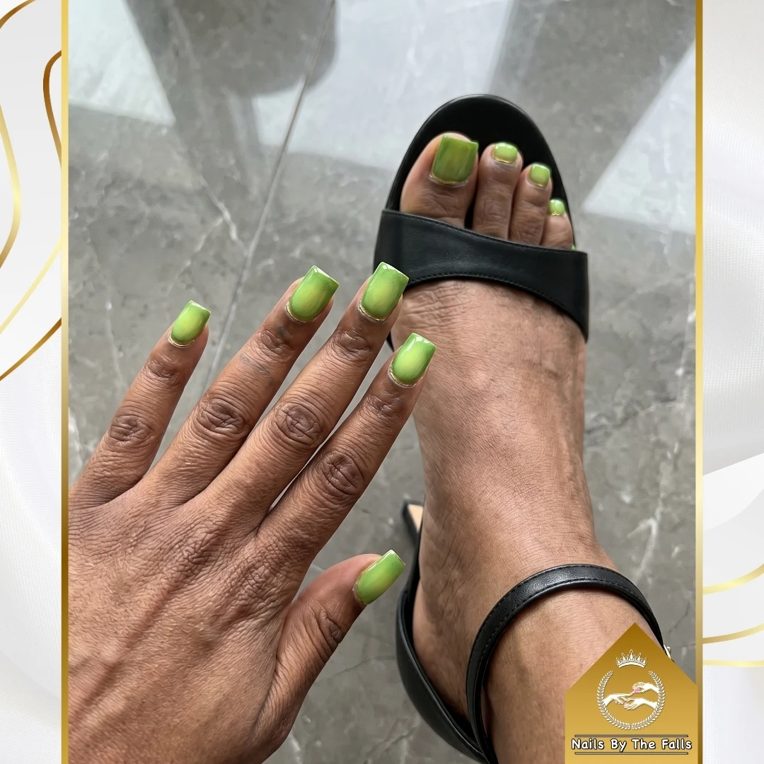 Classic nails